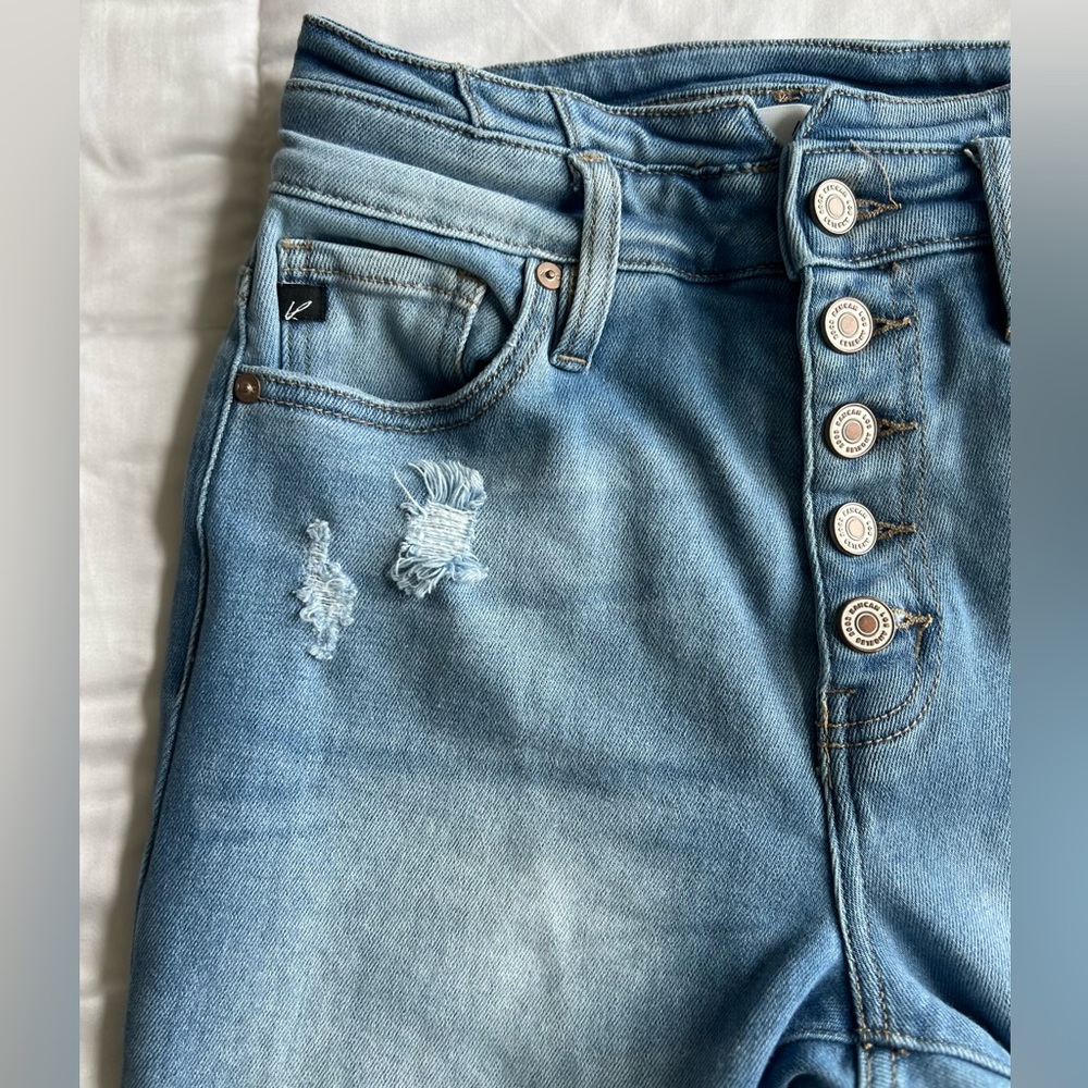 KanCan Gabriella High Rise Curvy Button Fly Flare Jeans Size 25 Light Wash - Picture 6 of 16